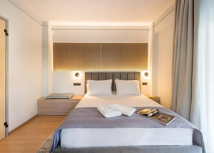 Urban Suites- Helexpo